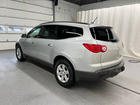 Used 2011 Chevrolet Traverse LT AWD/4WD image 6