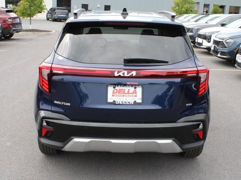 New 2026 Kia Seltos EX image 6