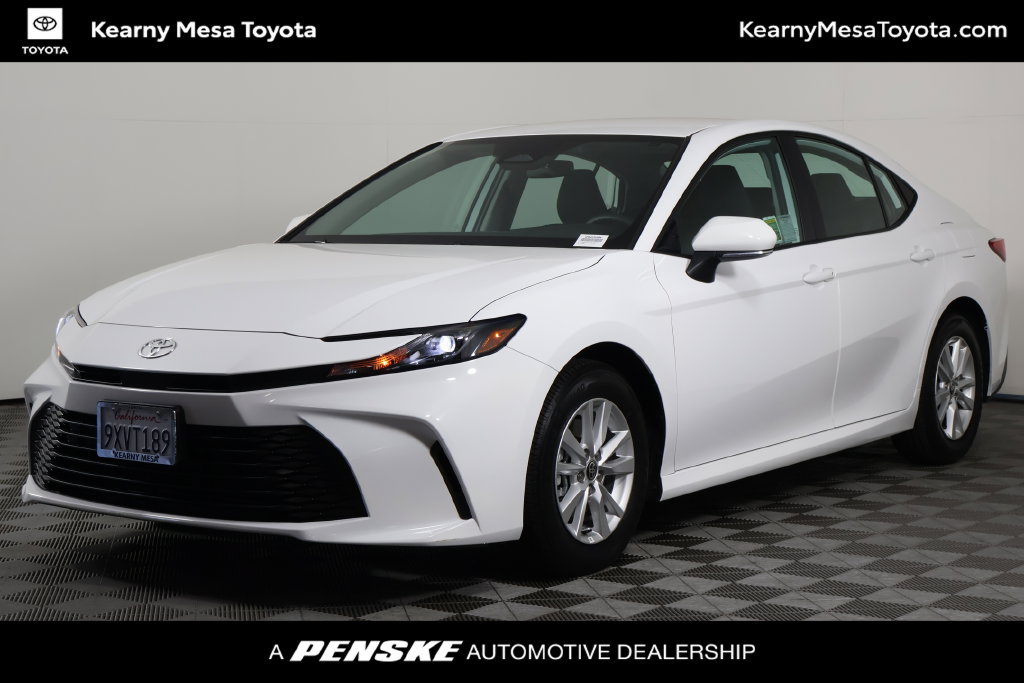 Used 2026 Toyota Camry LE FWD image 1