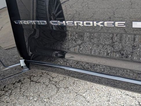 Used 2022 Jeep Grand Cherokee L Overland AWD/4WD image 25