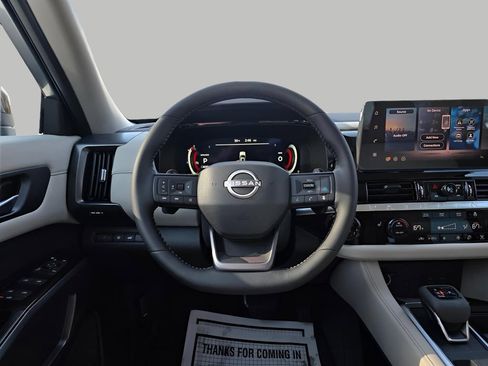 New 2026 Nissan Pathfinder SL image 21