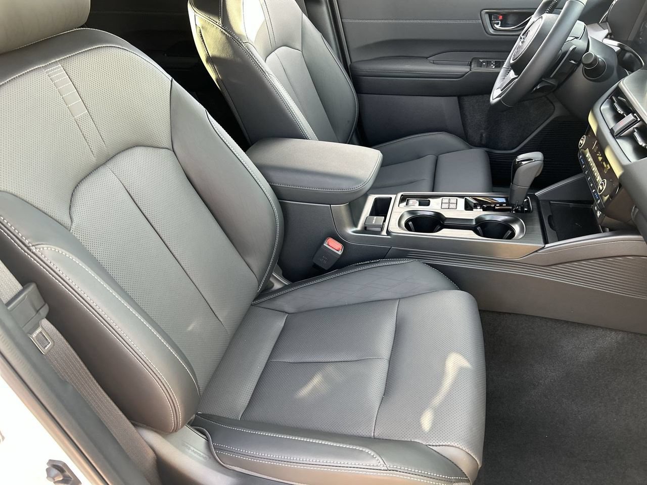 New 2026 Subaru Outback Touring XT AWD/4WD image 7