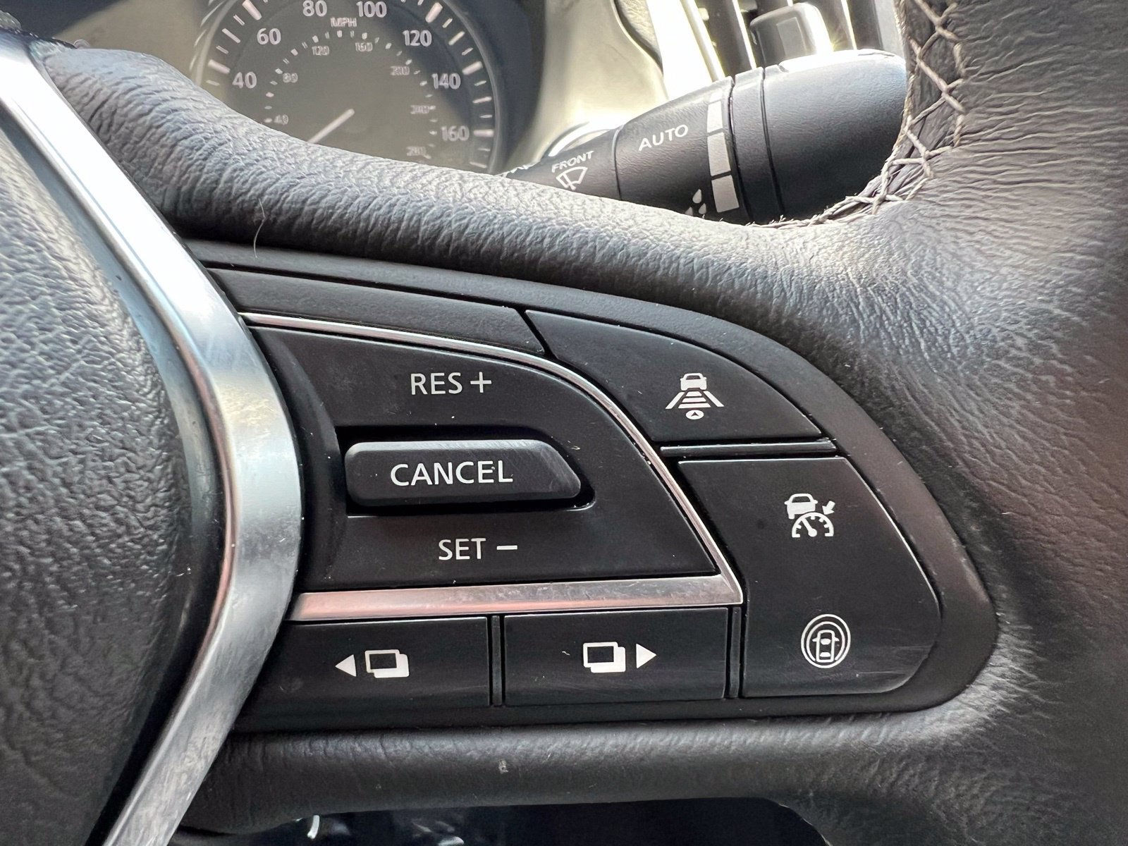 Used 2022 INFINITI Q50 Luxe w/ Cargo Package AWD/4WD image 30