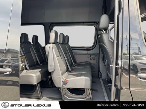Used 2025 Mercedes-Benz Sprinter 2500 image 15