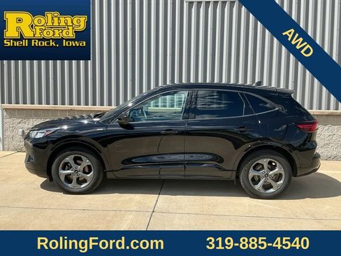 Used 2023 Ford Escape ST-Line Select w/ Tech Pack #2 AWD/4WD image 2