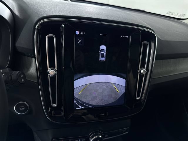 Used 2023 Volvo XC40 B5 Plus AWD/4WD image 15