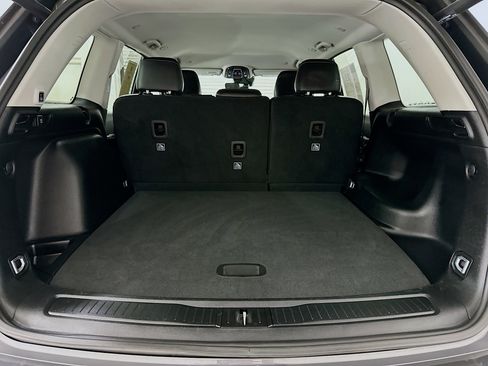 Used 2023 Jeep Grand Cherokee Limited image 30