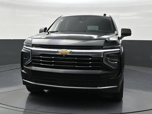 Used 2025 Chevrolet Tahoe LS RWD image 8