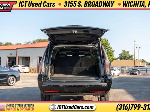 Used 2016 Cadillac Escalade ESV Premium RWD image 5