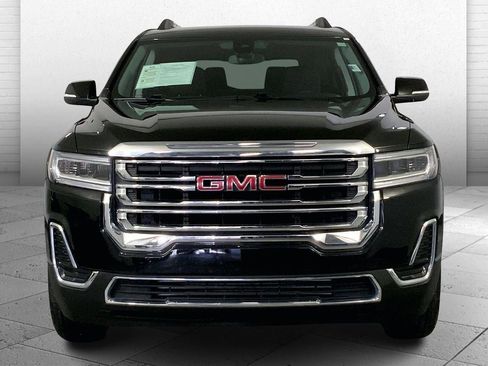 Used 2023 GMC Acadia SLE w/ Driver Convenience Package image 2