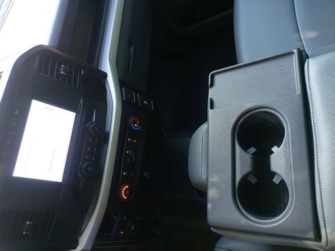 Used 2022 Ford F150 XL w/ Equipment Group 101A High AWD/4WD image 16