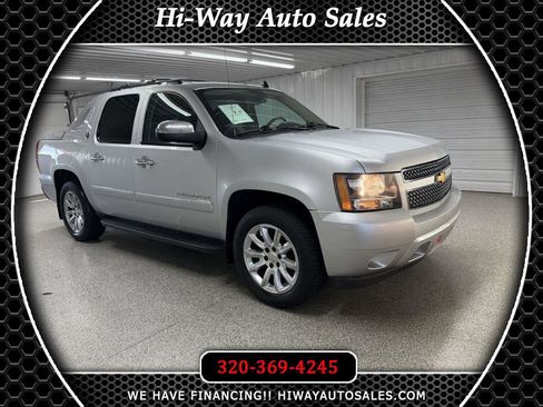 Used 2013 Chevrolet Avalanche LTZ image 1