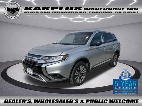 Used 2020 Mitsubishi Outlander ES image 1