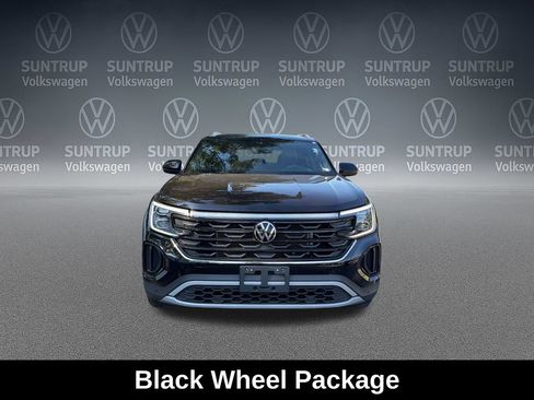 Used 2024 Volkswagen Atlas Cross Sport SE w/ Panoramic Sunroof Package AWD/4WD image 10