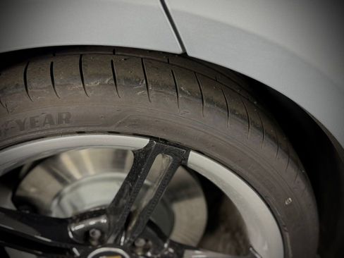 New 2024 Porsche Taycan image 19