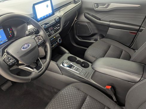 New 2026 Ford Escape Active w/ Cold Weather Package image 4