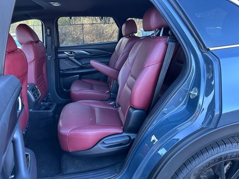 Used 2023 MAZDA CX-9 Carbon Edition image 9