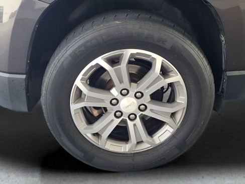 Used 2015 GMC Acadia SLT image 12
