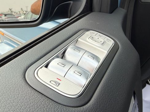 New 2026 Mercedes-Benz G 550 image 16