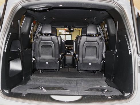 Used 2022 Chrysler Pacifica Touring-L w/ S Appearance Package FWD image 86