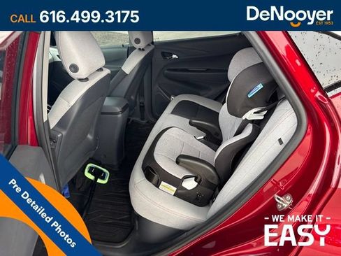 Used 2020 Chevrolet Bolt LT FWD image 14