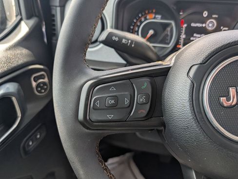 Used 2024 Jeep Wrangler Sport AWD/4WD image 14