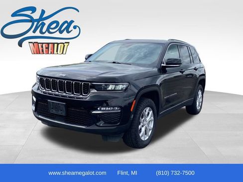 Used 2023 Jeep Grand Cherokee Limited AWD/4WD image 1