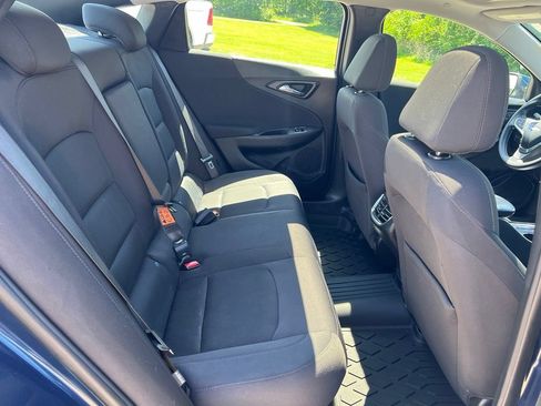 Used 2021 Chevrolet Malibu LT FWD image 15