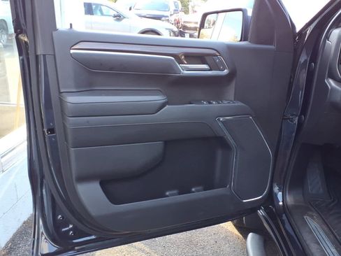 Used 2023 Chevrolet Silverado 1500 LT AWD/4WD image 10