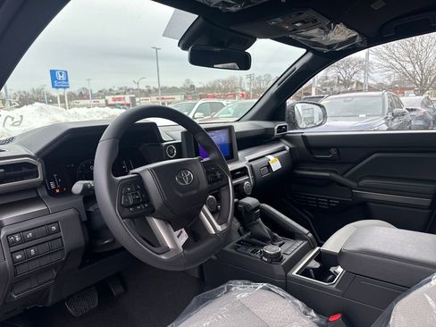 New 2026 Toyota 4Runner SR5 image 16