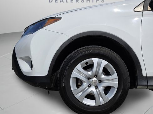 Used 2013 Toyota RAV4 LE FWD image 34