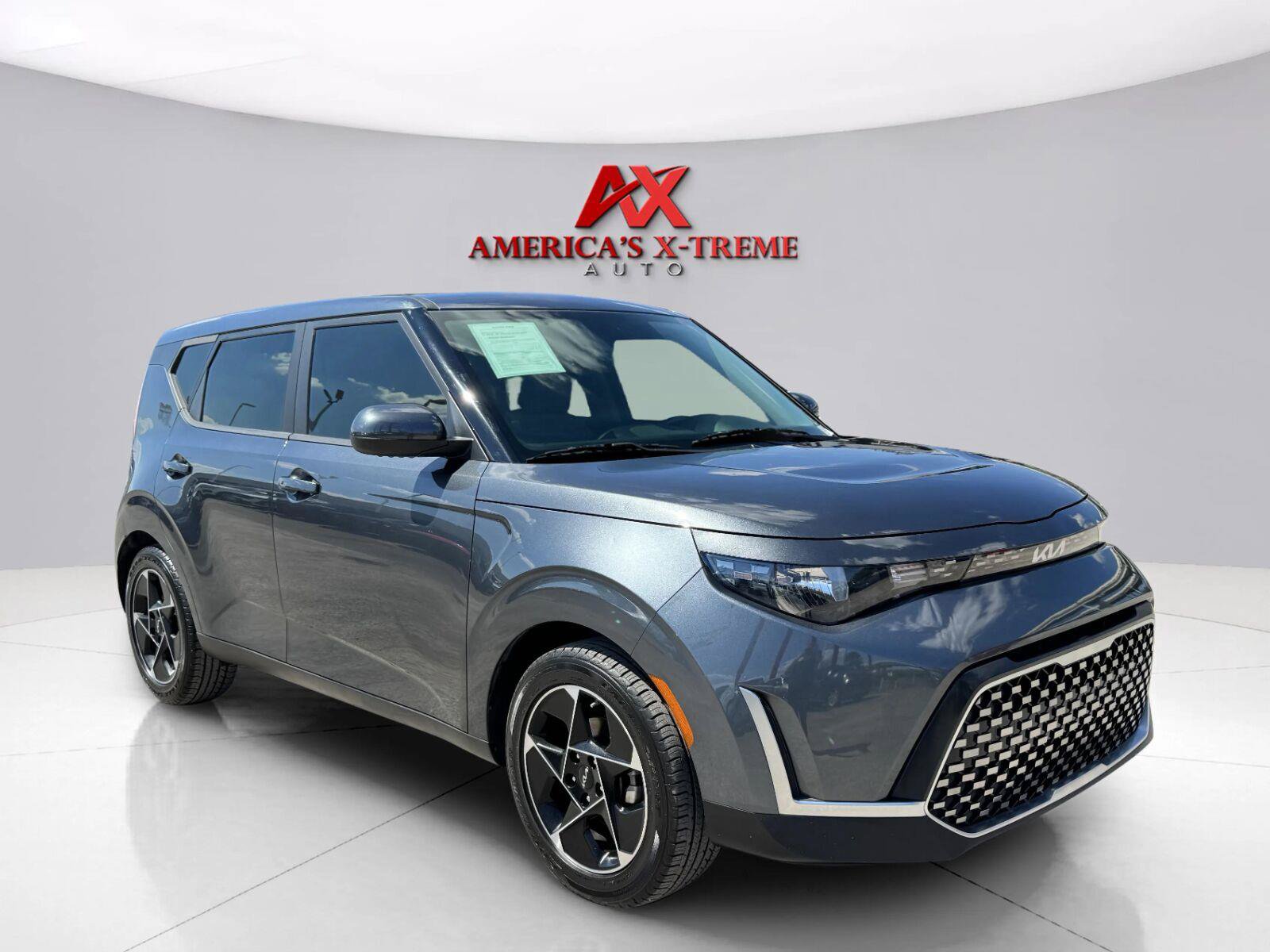 Used 2023 Kia Soul EX FWD image 8