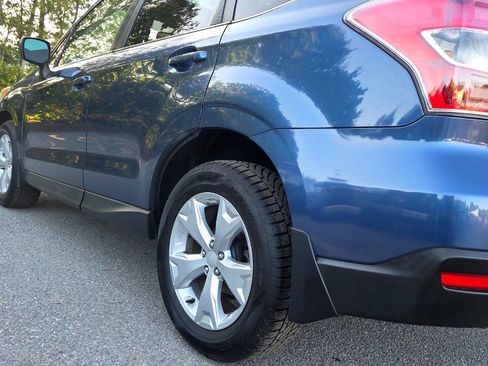 Used 2014 Subaru Forester 2.5i Limited AWD/4WD image 11