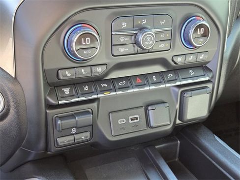 Certified 2021 Chevrolet Silverado 2500 LTZ w/ Z71 Chrome Sport Edition image 23