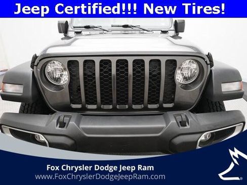 Certified 2023 Jeep Gladiator Sport image 21