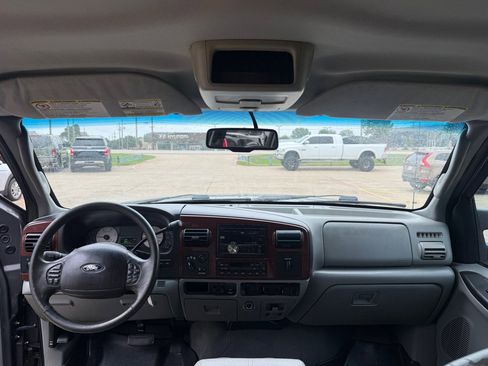 Used 2006 Ford F250 4x4 Crew Cab Super Duty image 19