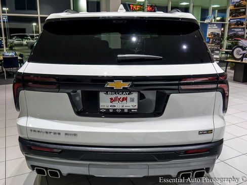 New 2026 Chevrolet Traverse LT w/ Driver Confidence Package image 7