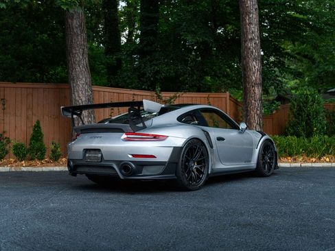 Used 2018 Porsche 911 GT2 RS image 8