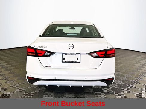 Certified 2025 Nissan Altima 2.5 S FWD image 11