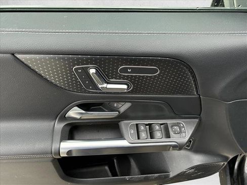 Certified 2026 Mercedes-Benz GLB 250 4MATIC image 12