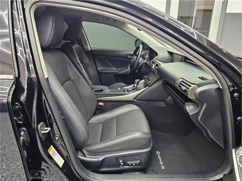 Used 2015 Lexus IS 250 RWD image 14