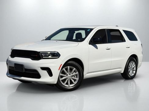 Used 2025 Dodge Durango GT RWD image 1