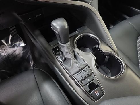 Certified 2024 Toyota Camry SE w/ Convenience Package image 22