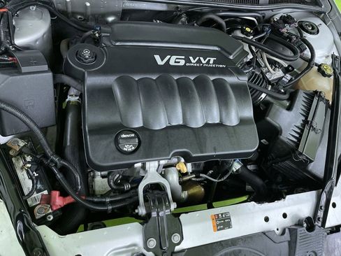 Used 2016 Chevrolet Impala LTZ image 28