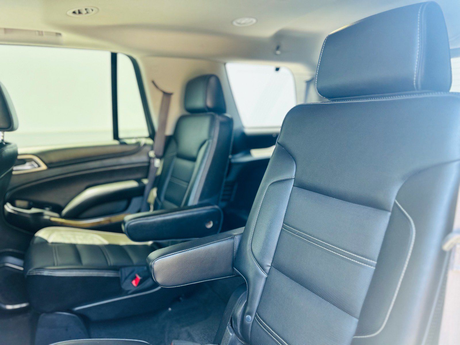 Used 2016 GMC Yukon Denali w/ Open Road Package AWD/4WD image 19