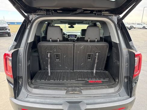 Used 2023 GMC Acadia AT4 w/ Technology Package image 8