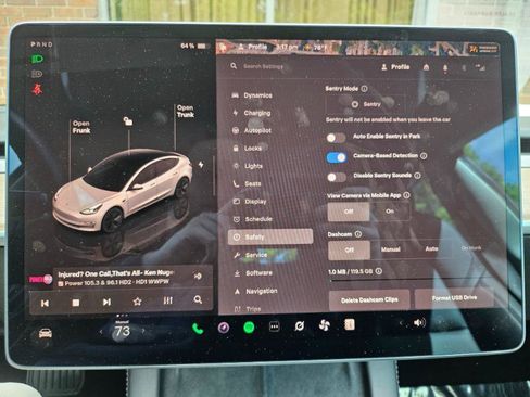 Used 2022 Tesla Model 3 Long Range AWD/4WD image 49