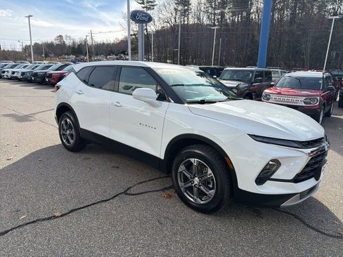 Used 2023 Chevrolet Blazer LT w/ Driver Confidence Package image 7