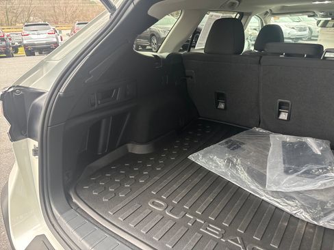 Certified 2025 Subaru Outback Premium w/ Popular Package #1A image 50