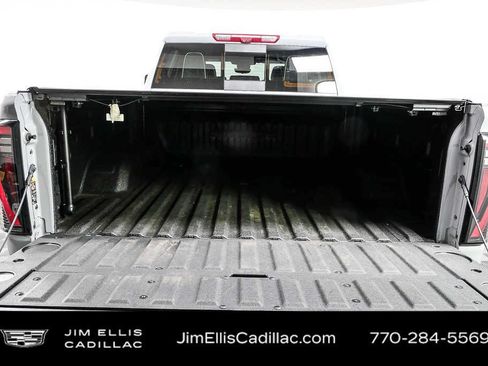 Used 2024 GMC Sierra 2500 AT4X AWD/4WD image 31